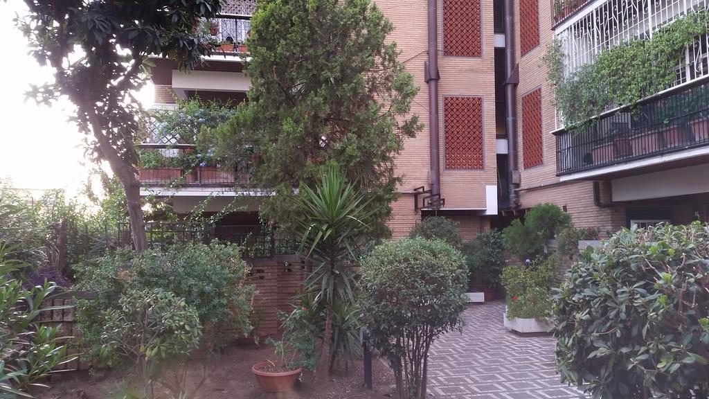 Vatican Suite La Dolcevita Рим Екстер'єр фото